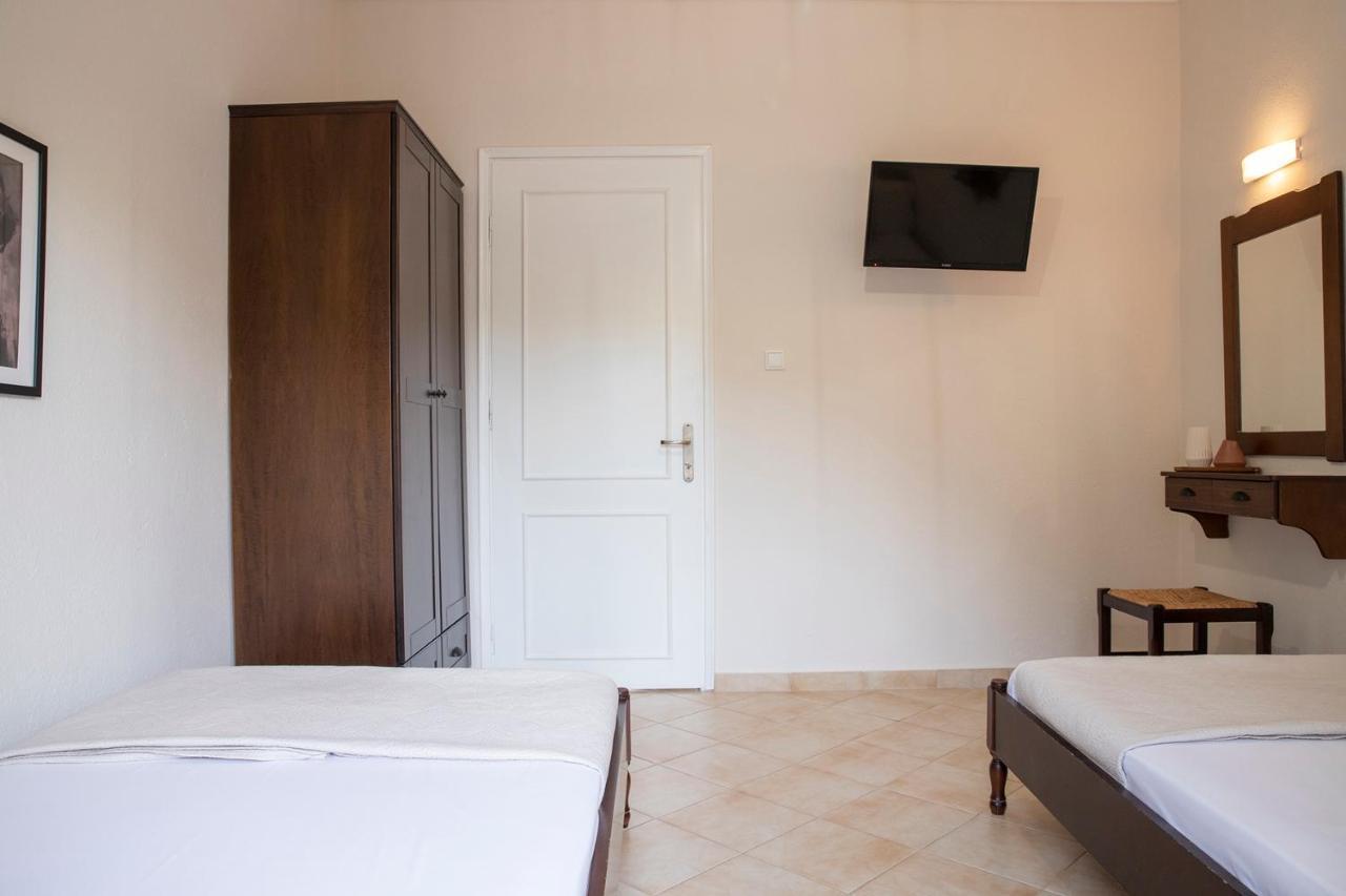 Elena Luxury Living Daire Paralía Skotínis Dış mekan fotoğraf