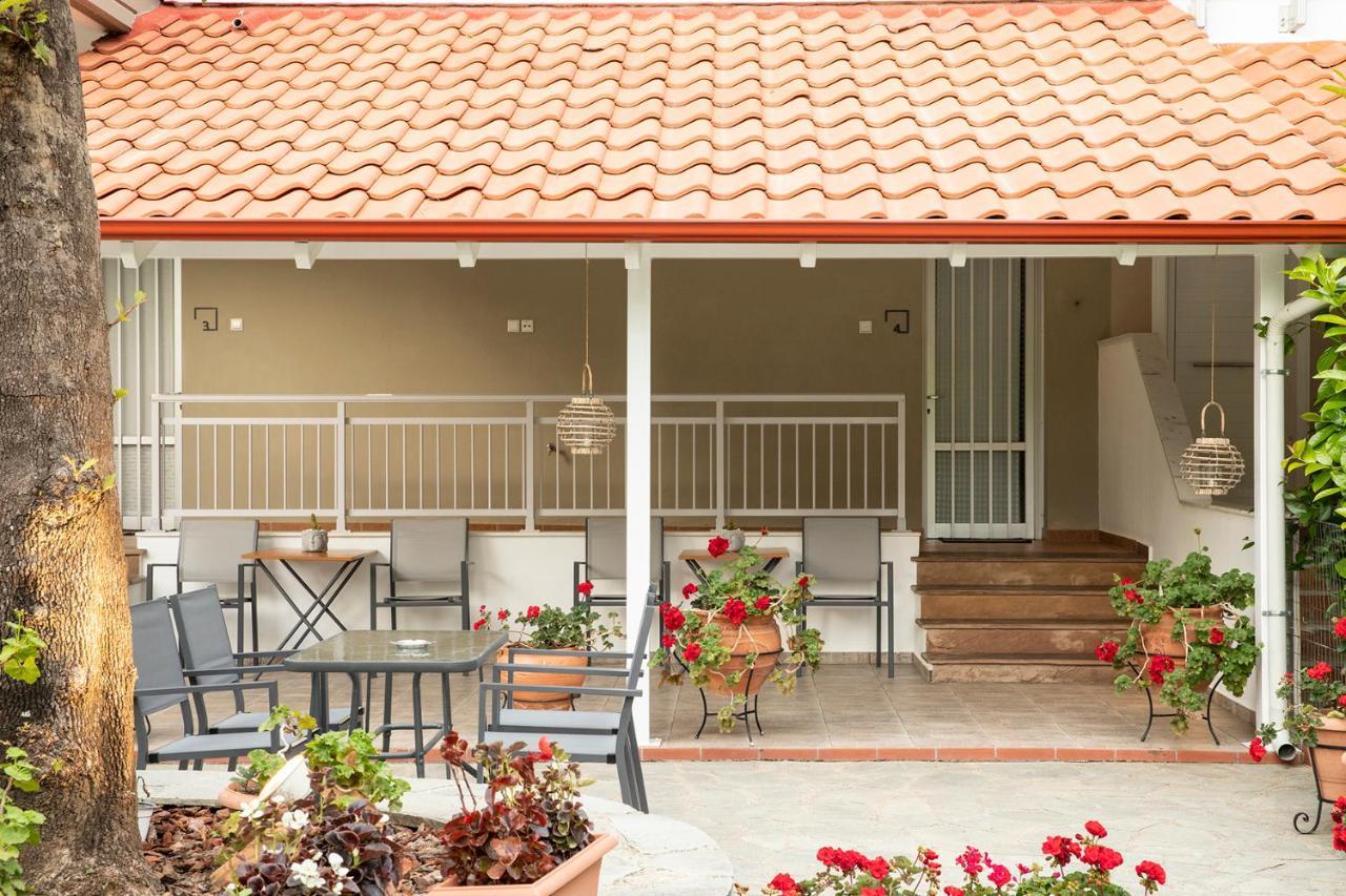 Elena Luxury Living Daire Paralía Skotínis Dış mekan fotoğraf